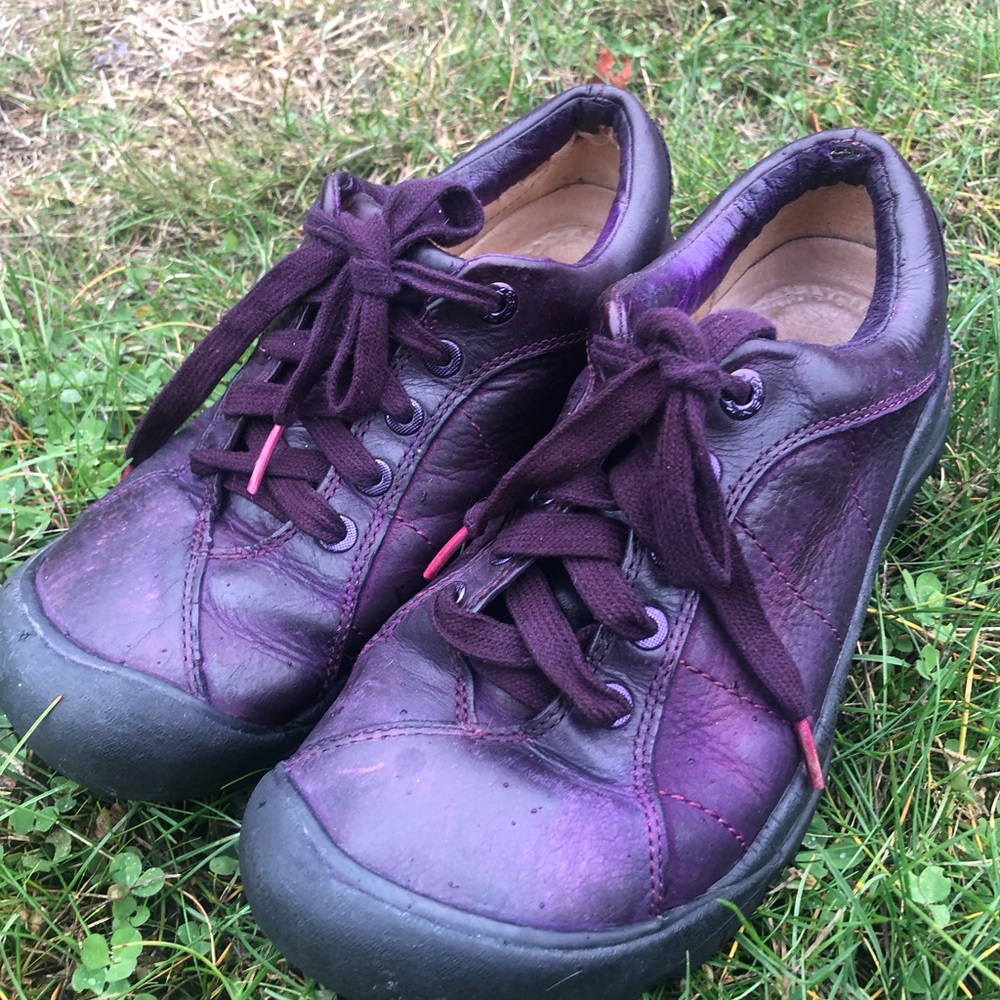 Keen Presidio Women’s Purple Leather Outdoor Comfort Shoes Sneakers Size 9